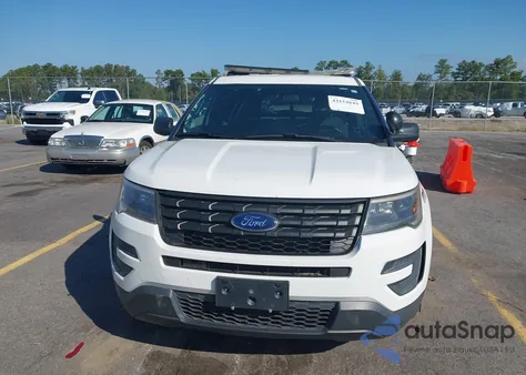 2017 Ford Explorer z USA, uszkodzony, nr VIN 1FM5K8AR3HGD93339